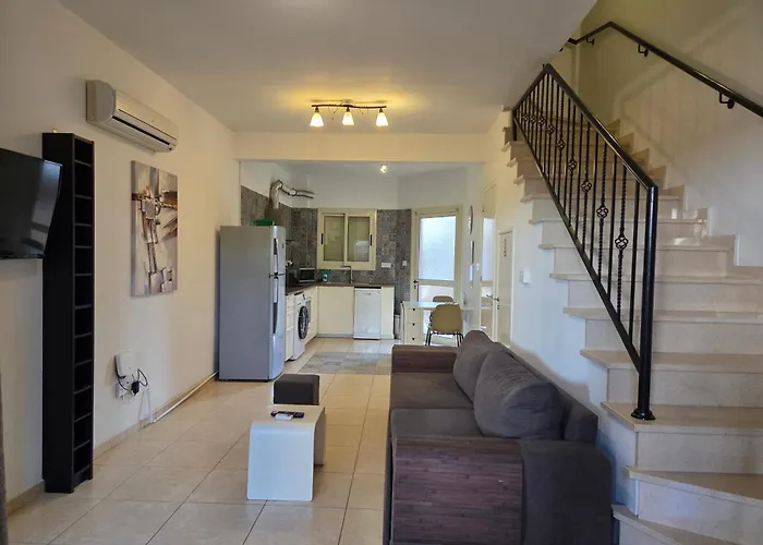 Star 6 Λεμεσός